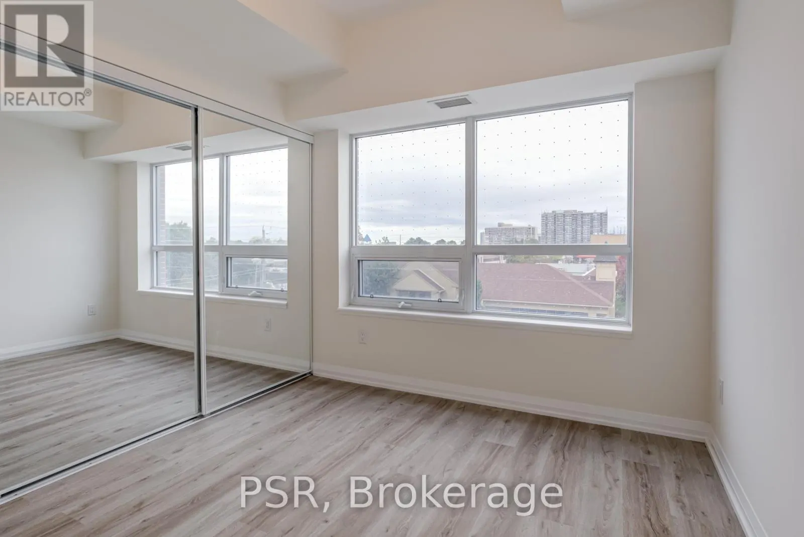 421 - 3270 SHEPPARD AVENUE E