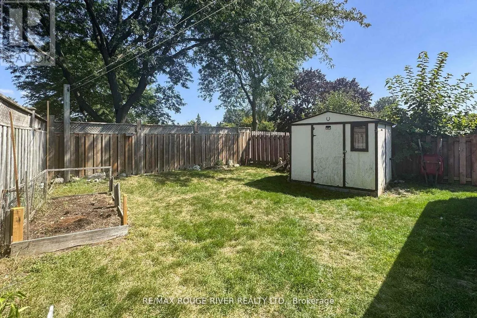 18 DARLINGSIDE DRIVE