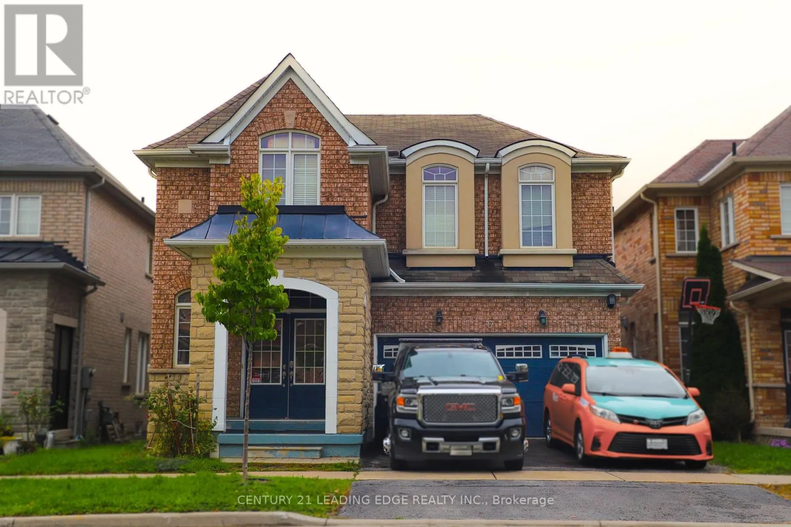 6 GAMBLE DRIVE