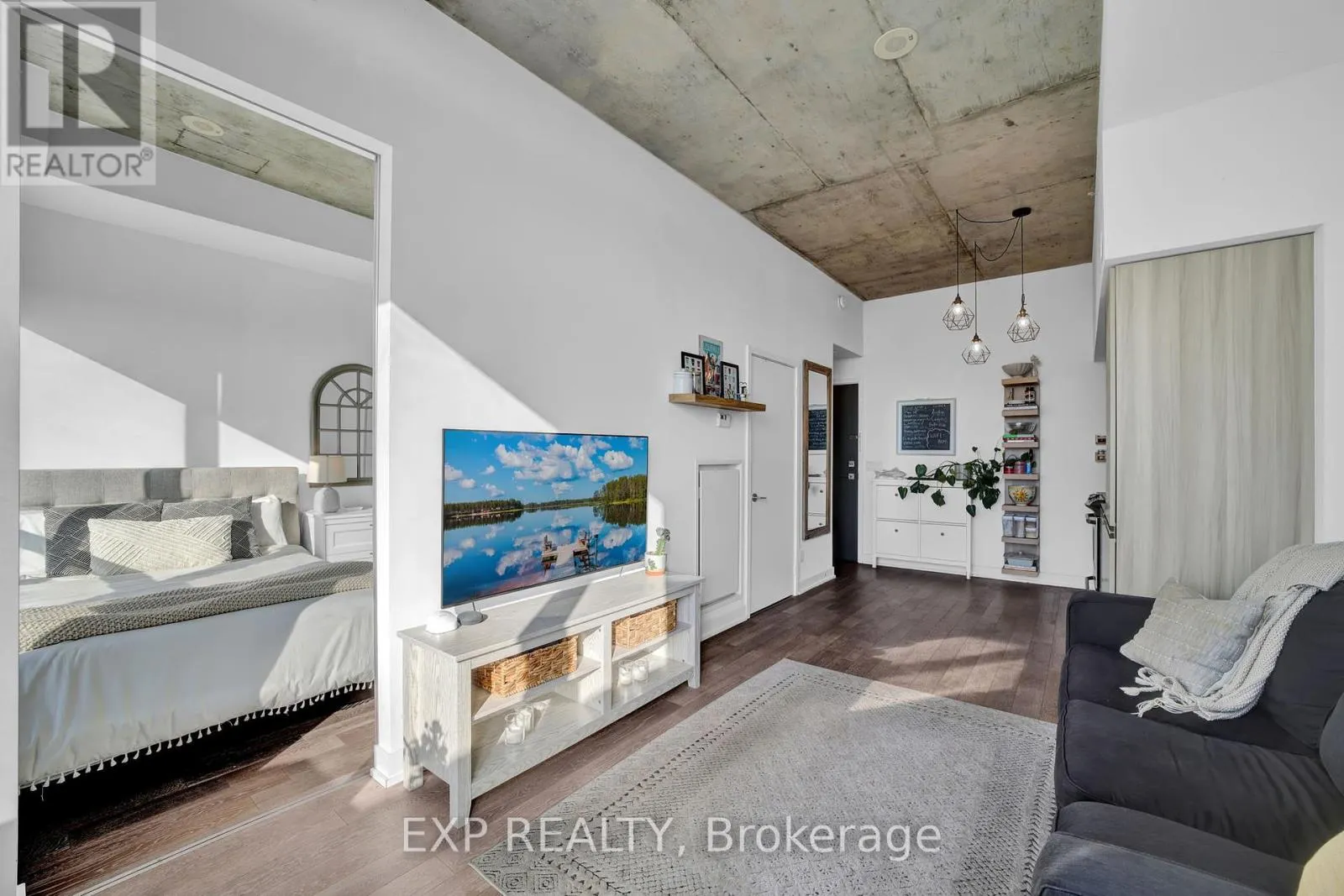 804 - 1238 DUNDAS ST STREET E, #804
