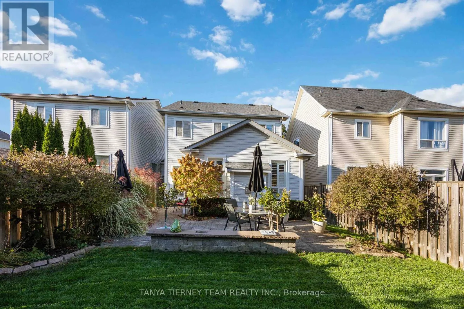 76 NORTHGROVE CRESCENT
