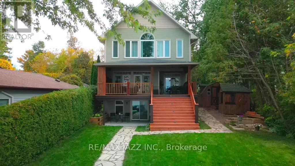 122 MORRIS LANE