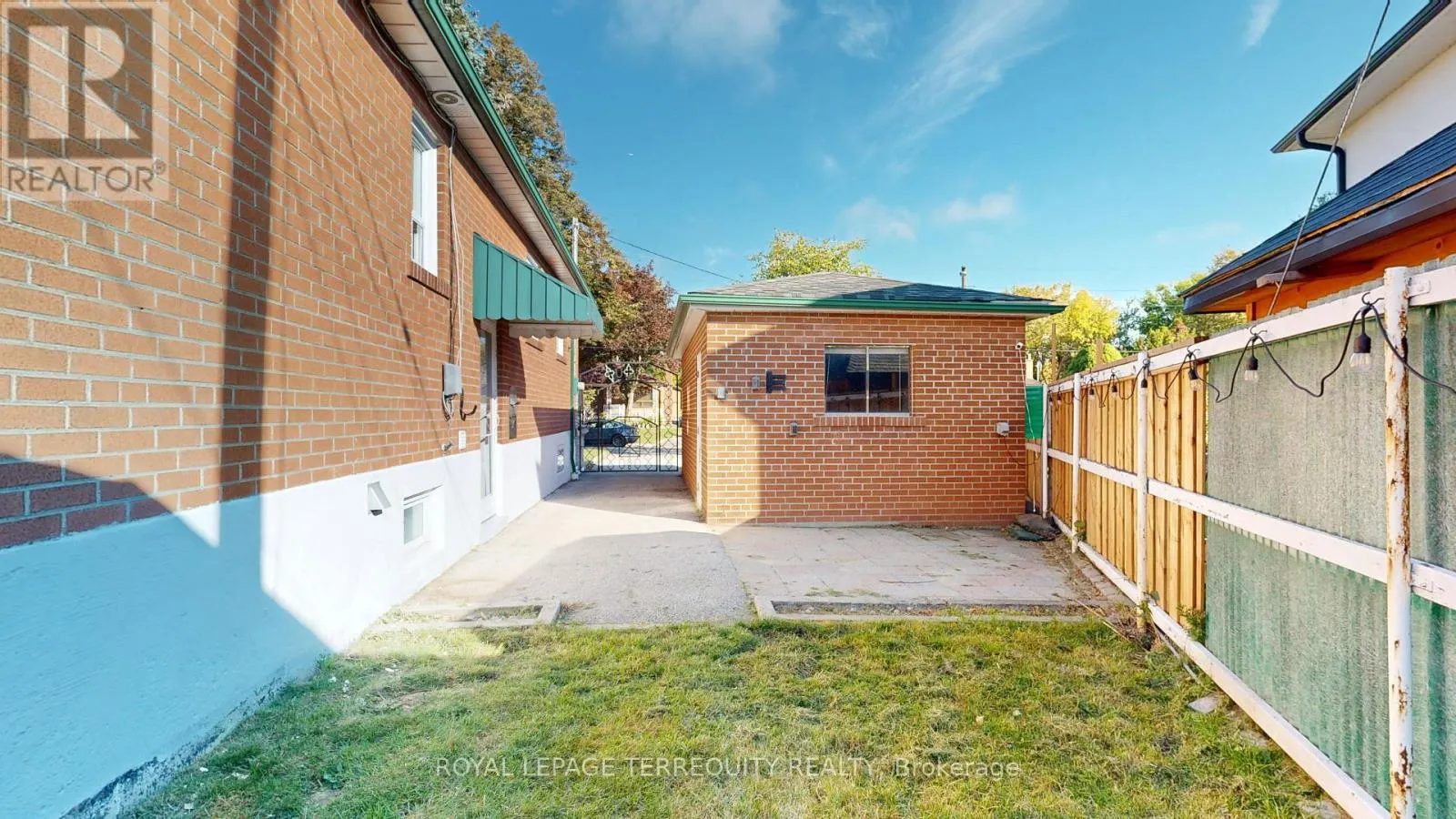 85 ROMULUS DRIVE
