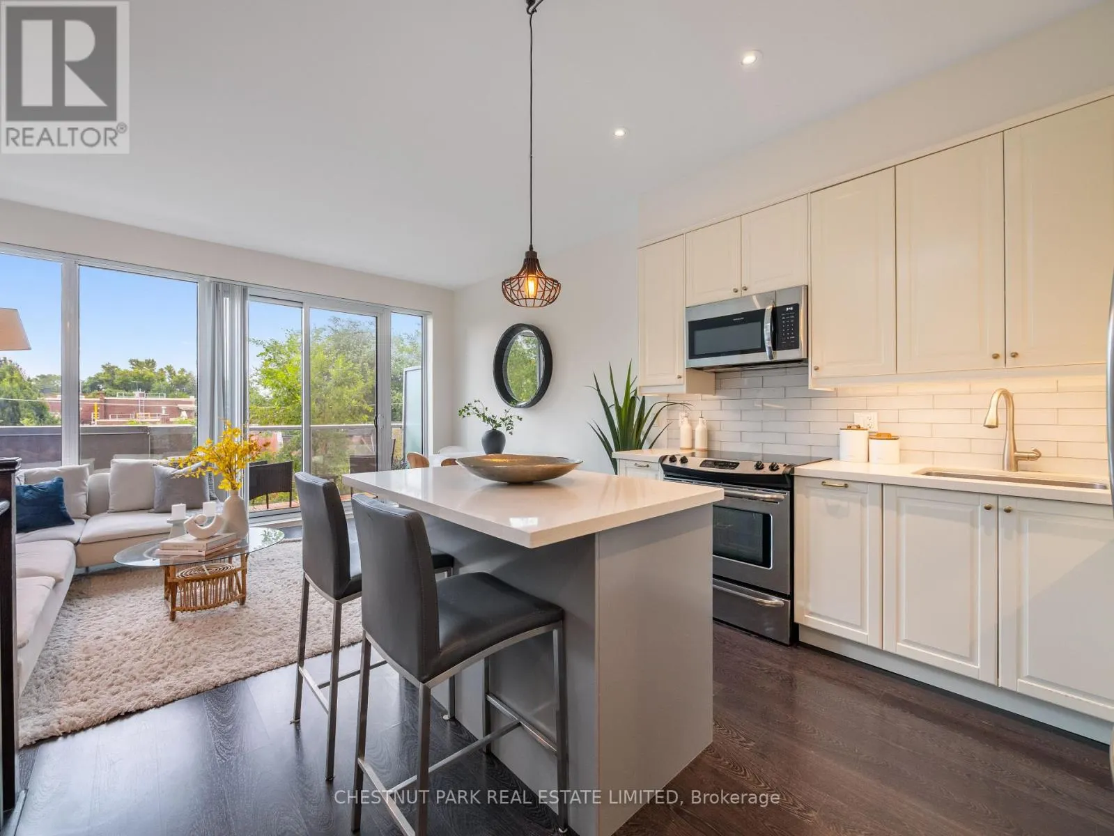 3 - 46 BOSTON AVENUE