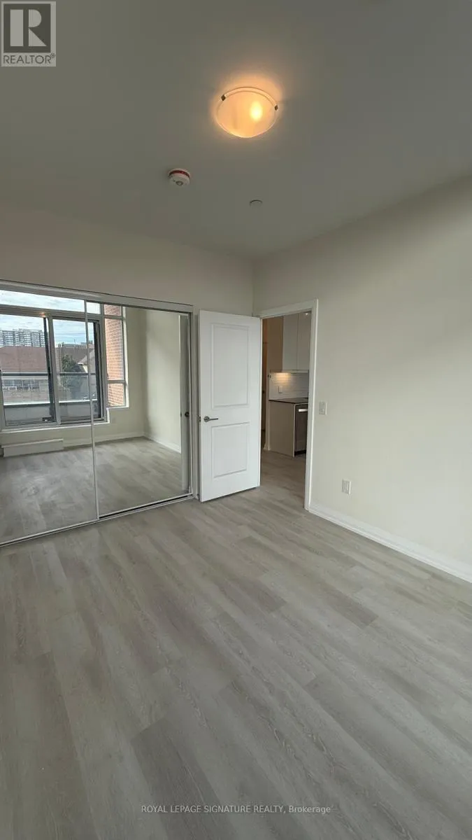 230 - 3270 SHEPPARD AVENUE E