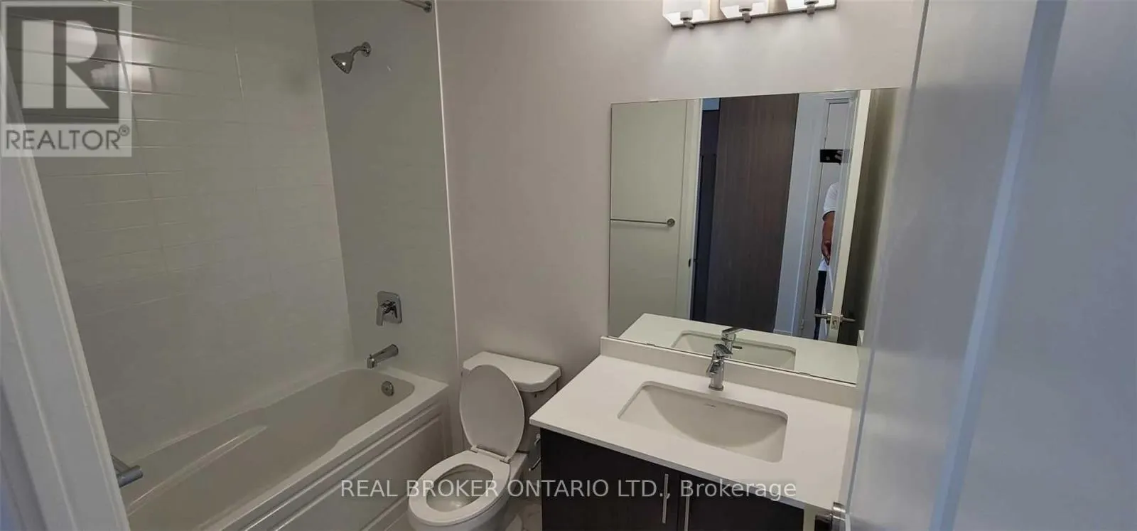 1208 - 3121 SHEPPARD AVENUE