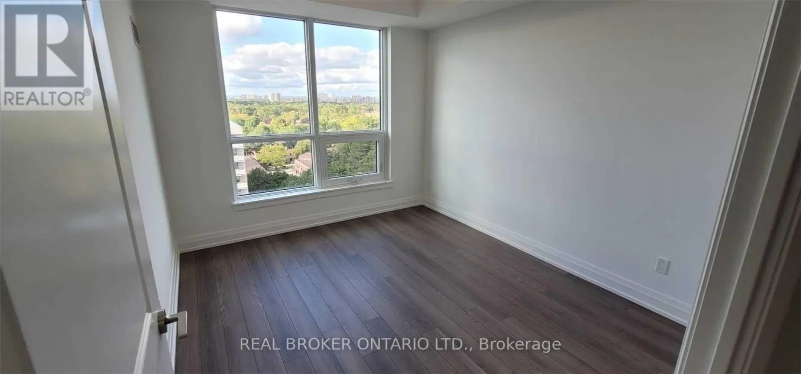 1208 - 3121 SHEPPARD AVENUE
