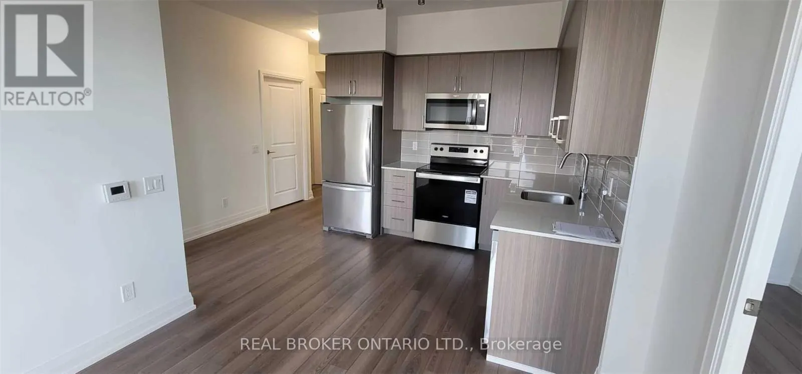 1208 - 3121 SHEPPARD AVENUE