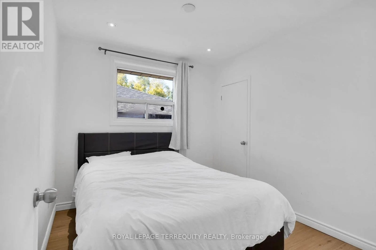 22 BRIGHTSIDE DRIVE