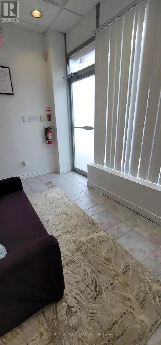 UNIT 21 - 4465 SHEPPARD AVENUE E