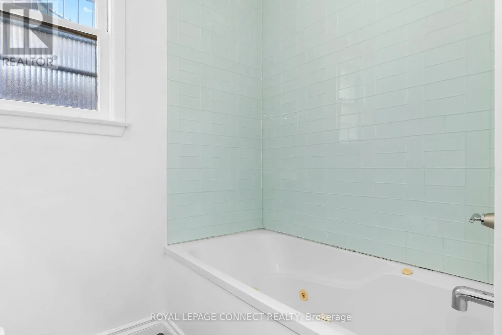 166 CLEMENTS ROAD E