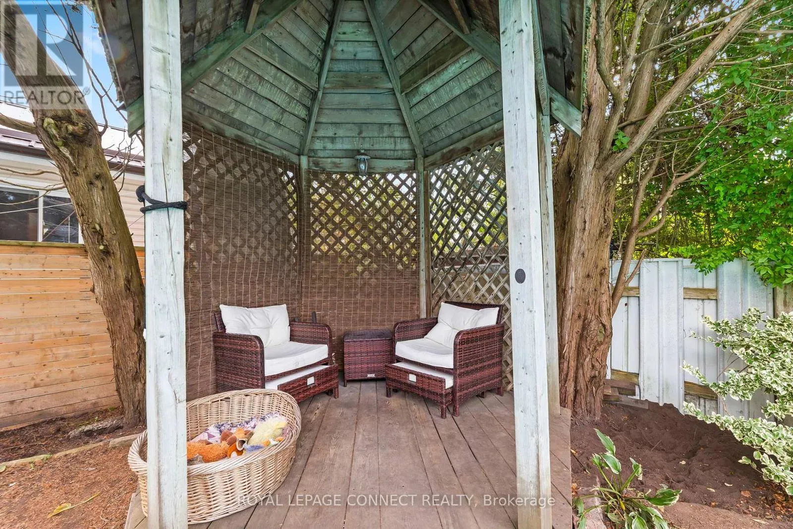 166 CLEMENTS ROAD E