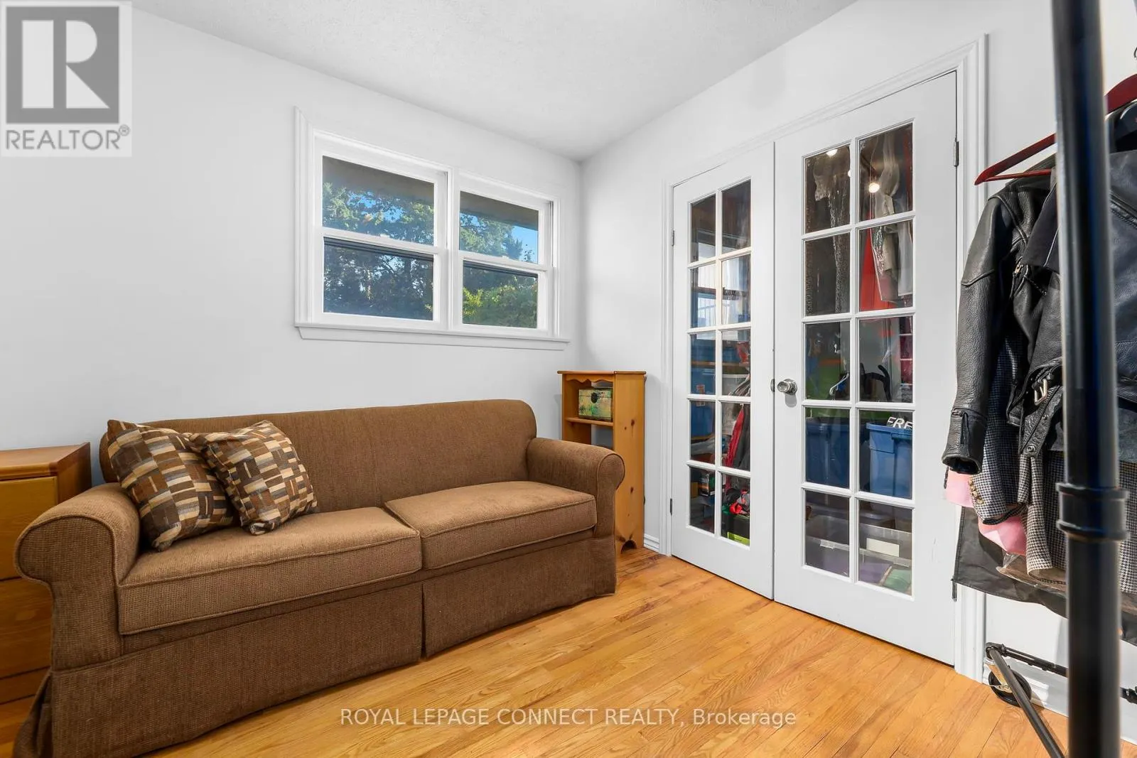 166 CLEMENTS ROAD E