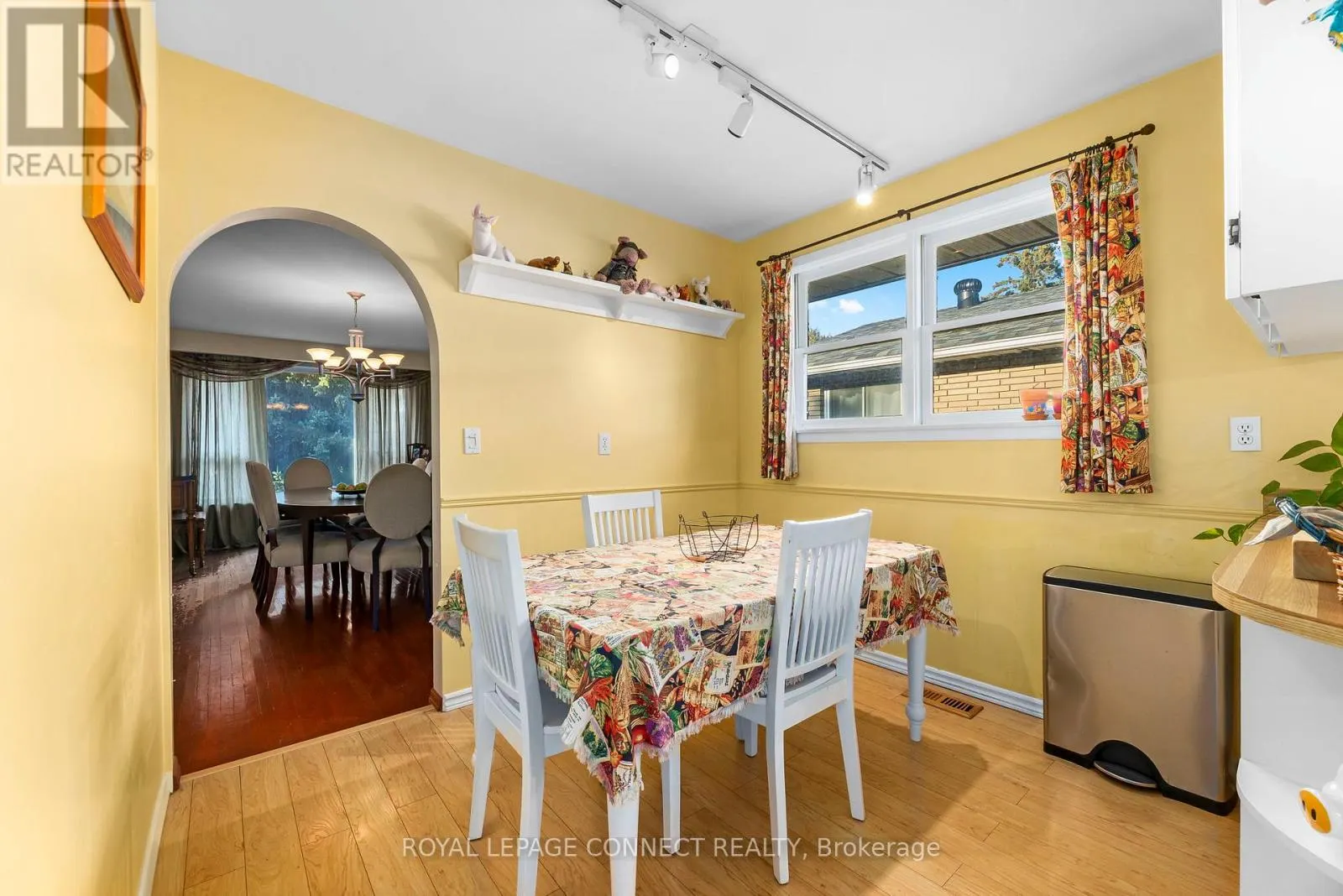 166 CLEMENTS ROAD E