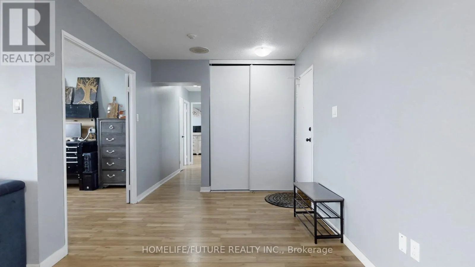 1212 - 301 PRUDENTIAL DRIVE