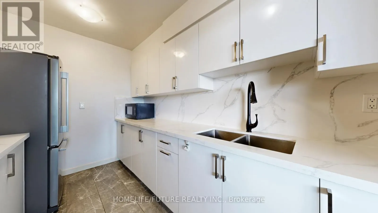 1212 - 301 PRUDENTIAL DRIVE