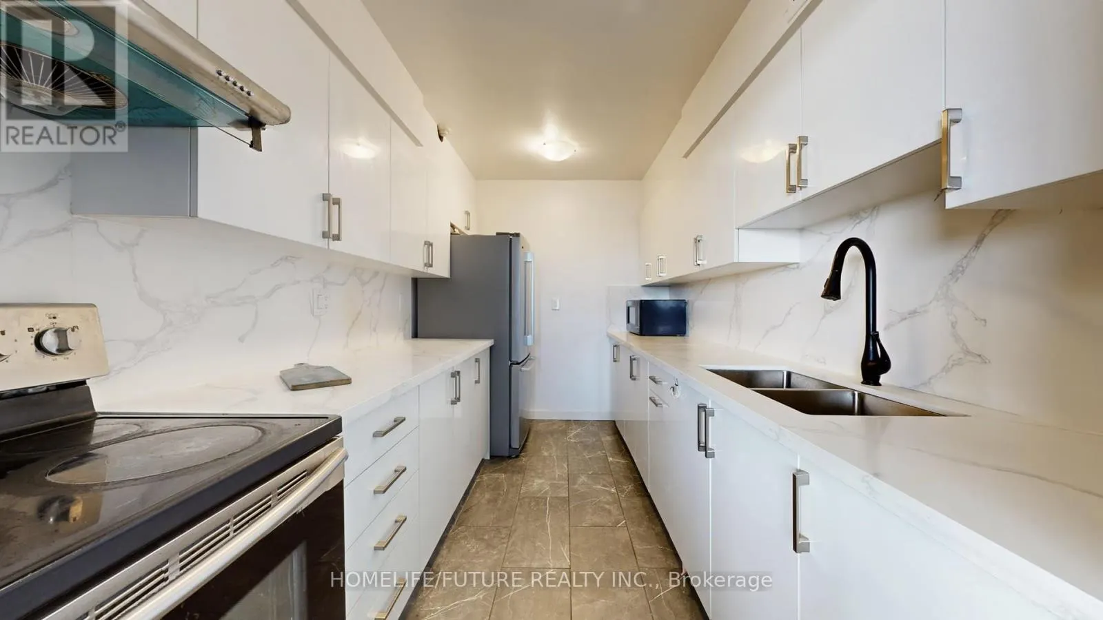 1212 - 301 PRUDENTIAL DRIVE