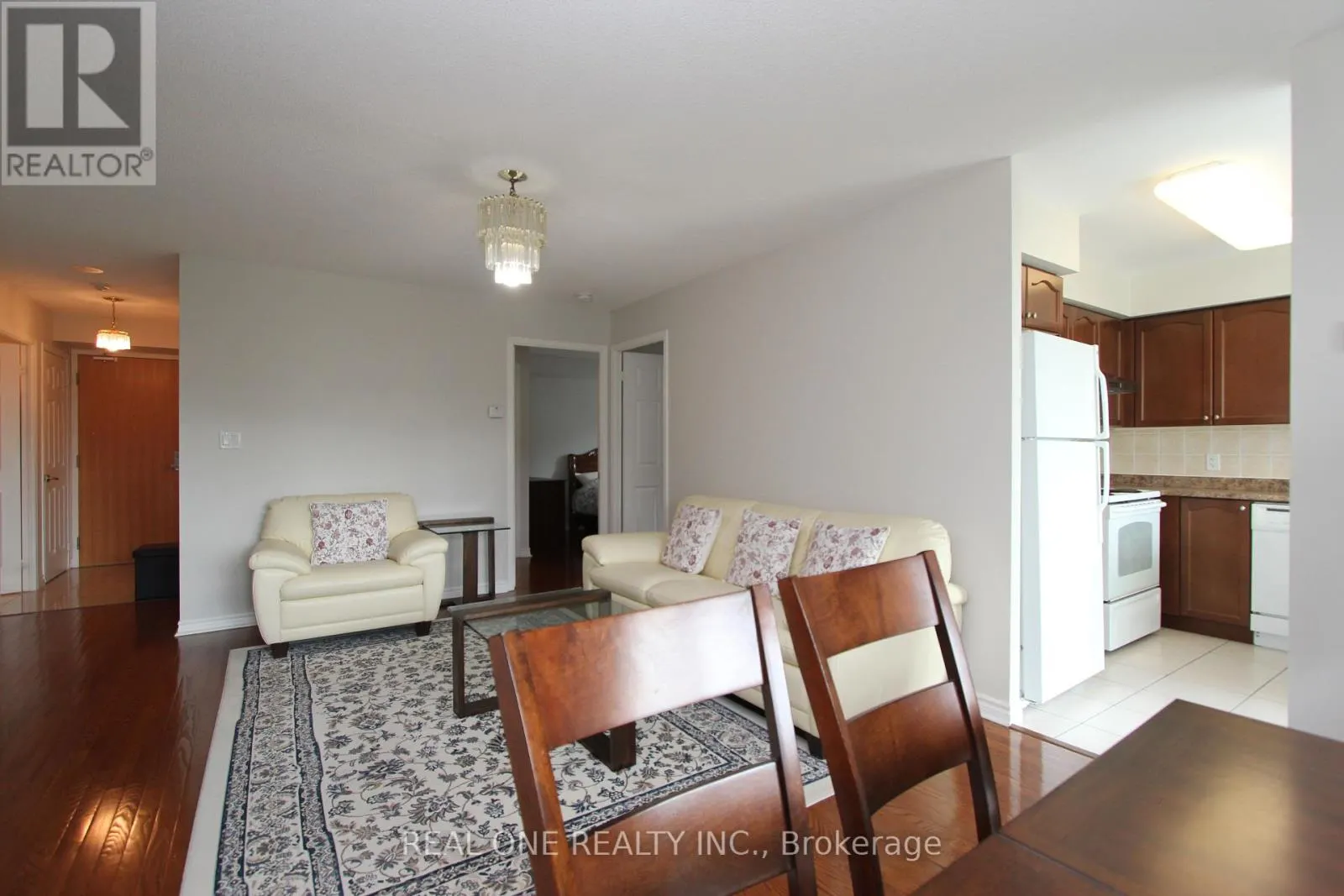 511 - 68 GRANGEWAY AVENUE