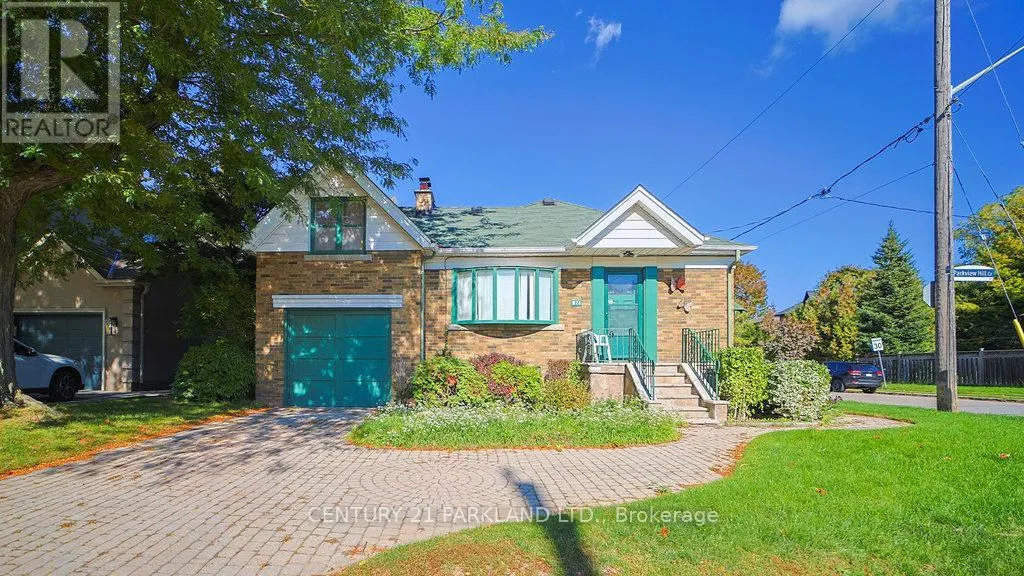 22 PARKVIEW HILL CRESCENT