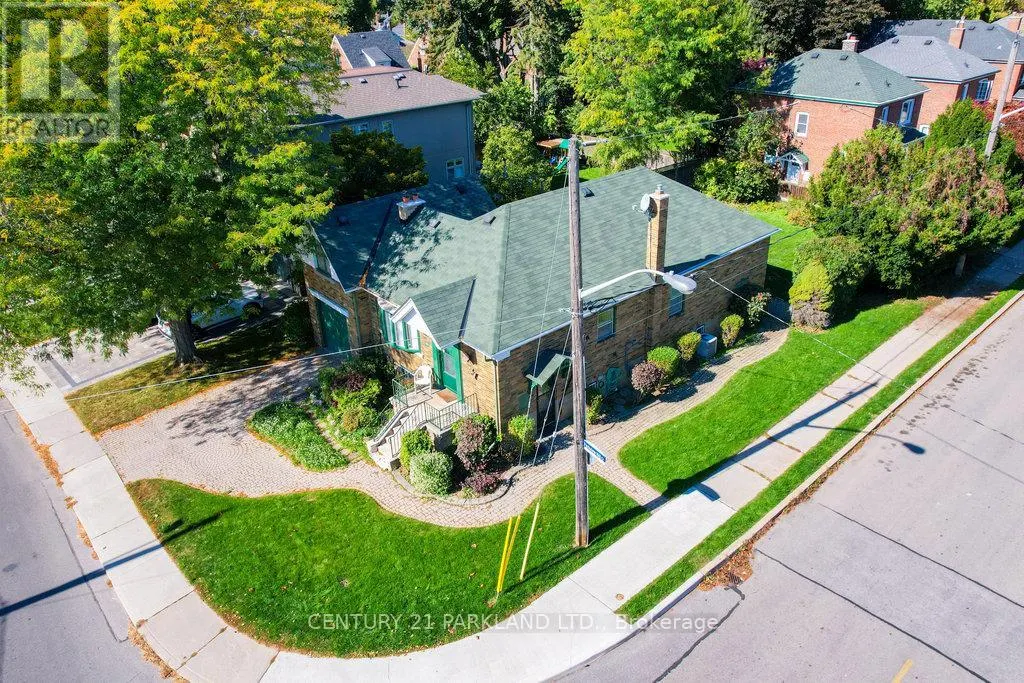 22 PARKVIEW HILL CRESCENT