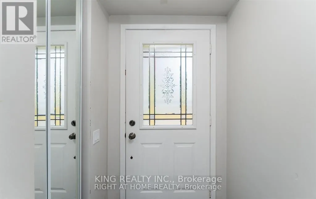 19 - 2472 EGLINTON AVENUE E