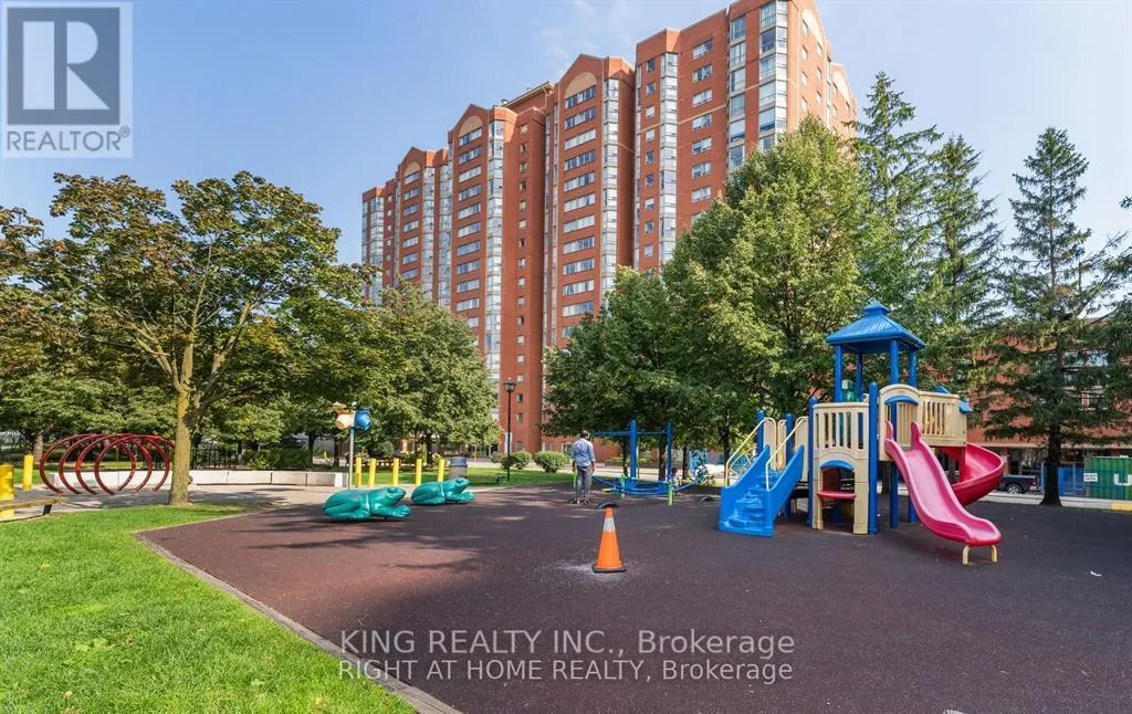 19 - 2472 EGLINTON AVENUE E