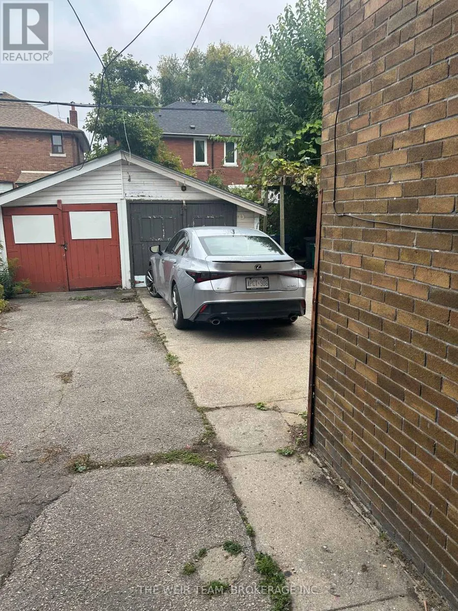 157 MORTIMER AVENUE