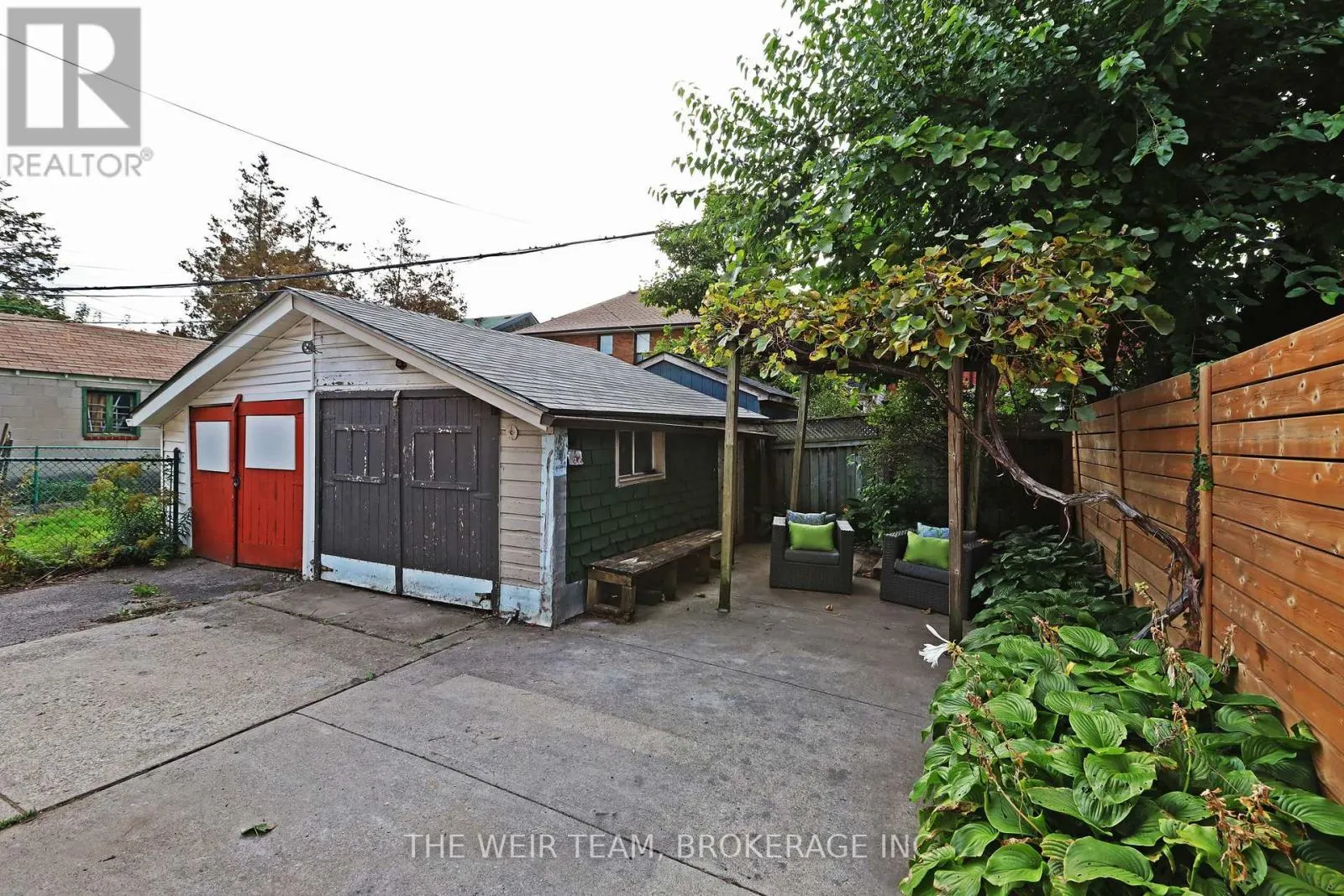157 MORTIMER AVENUE