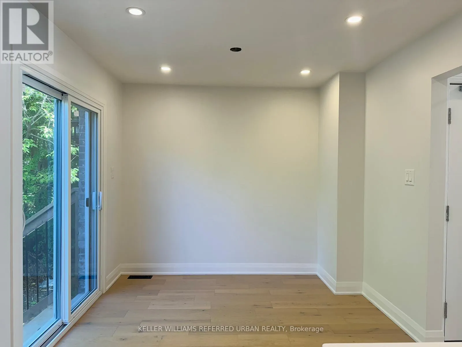 MAIN - 906 MARINET CRESCENT