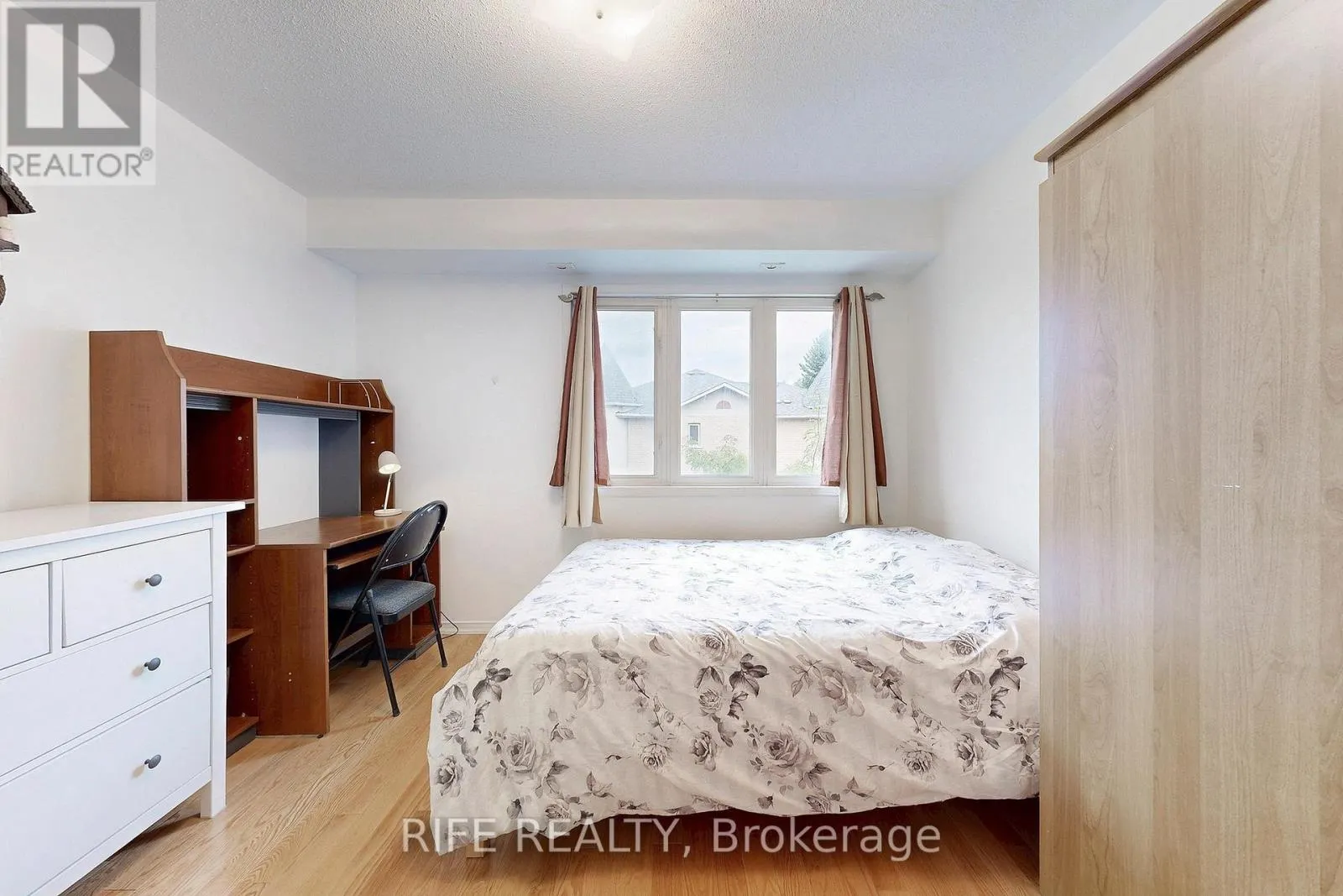 703 - 28 ROSEBANK DRIVE
