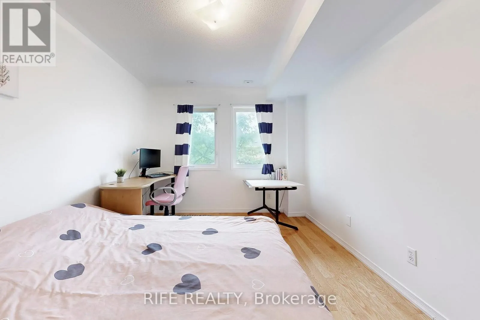 703 - 28 ROSEBANK DRIVE