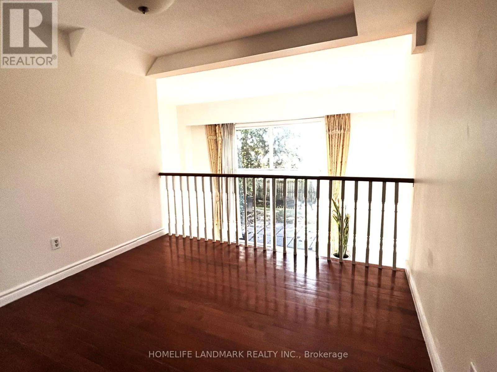 254 SPRUCEWOOD COURT