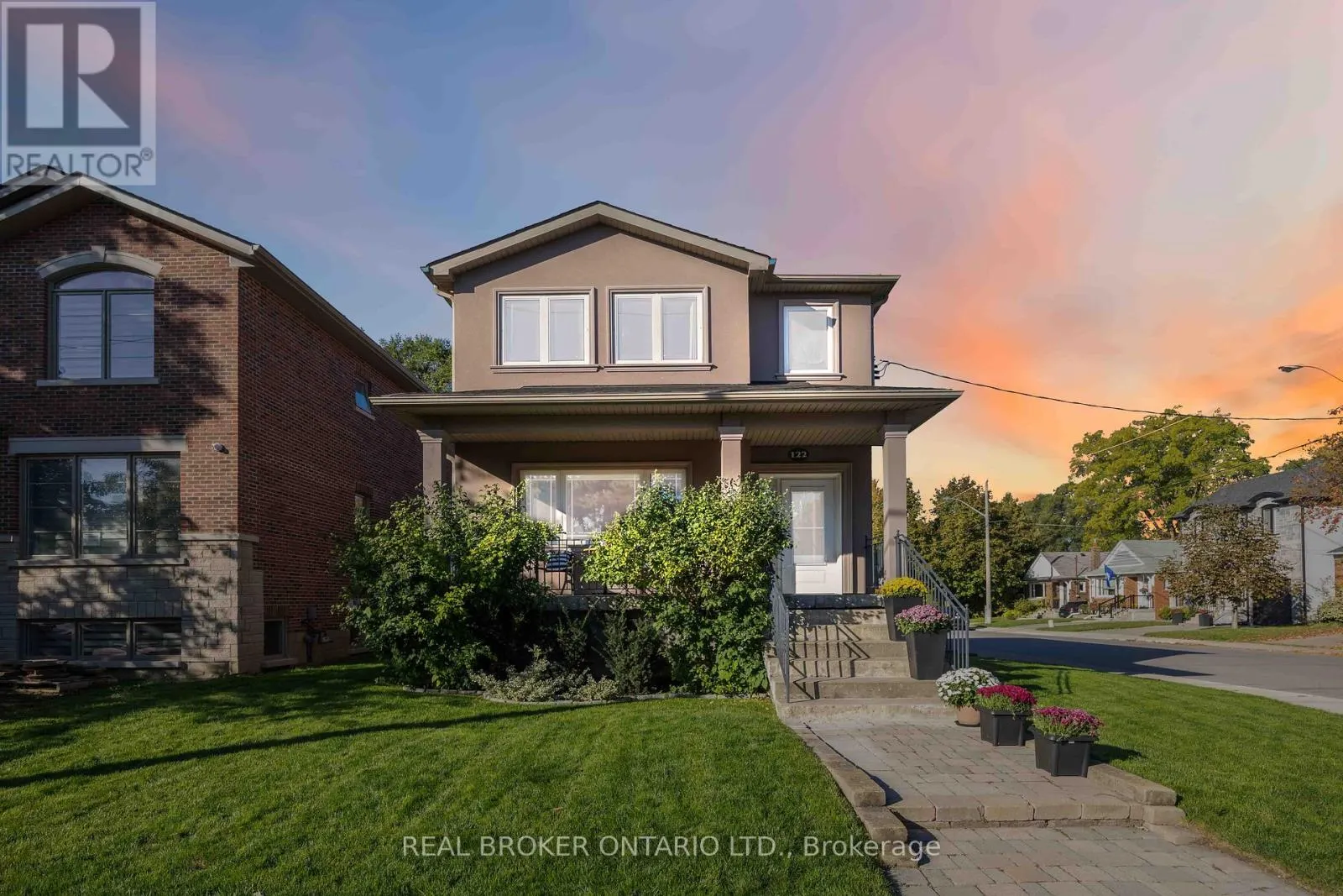 122 CEDARCREST BOULEVARD
