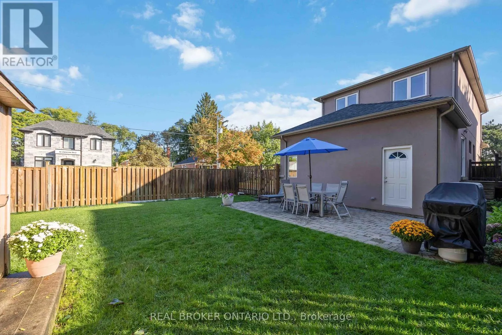 122 CEDARCREST BOULEVARD
