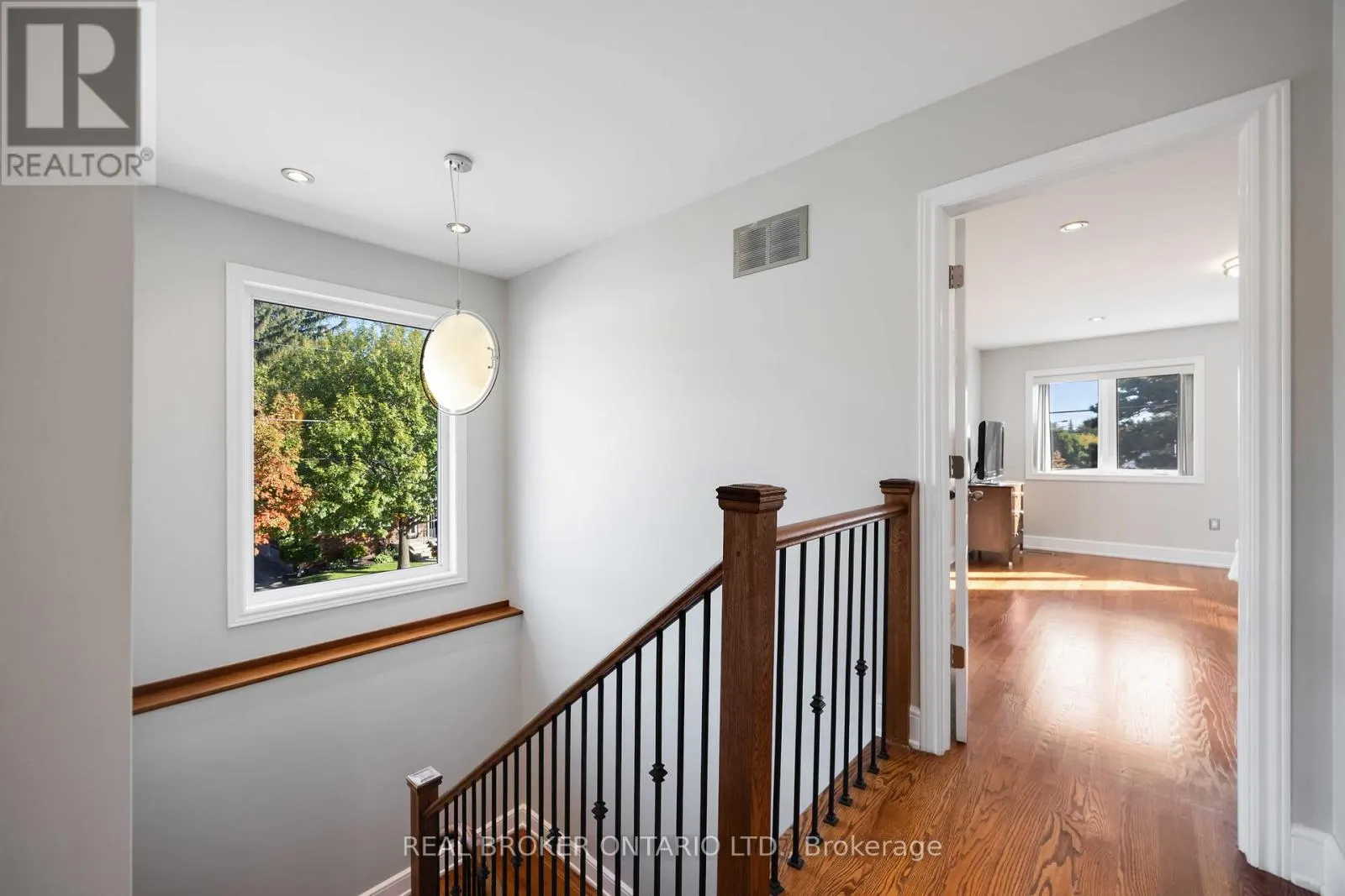 122 CEDARCREST BOULEVARD
