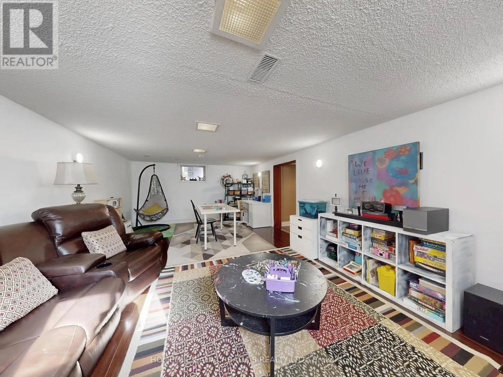 28 RONWAY CRESCENT