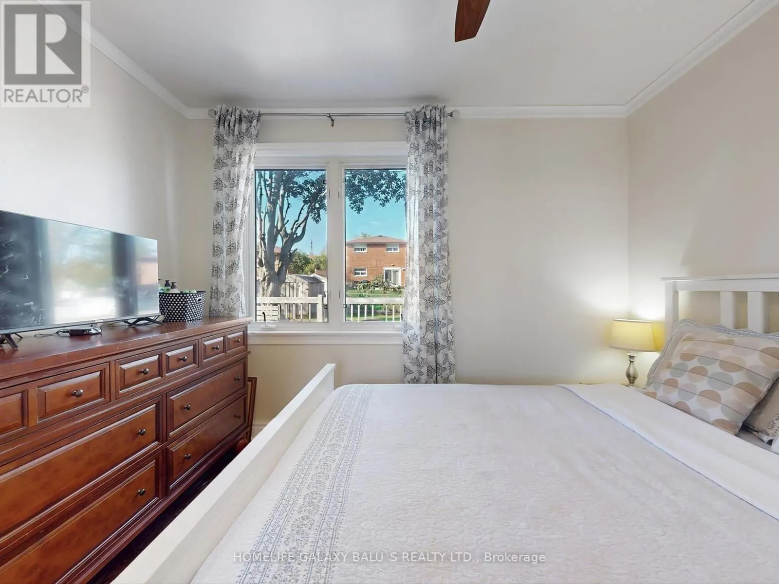 28 RONWAY CRESCENT