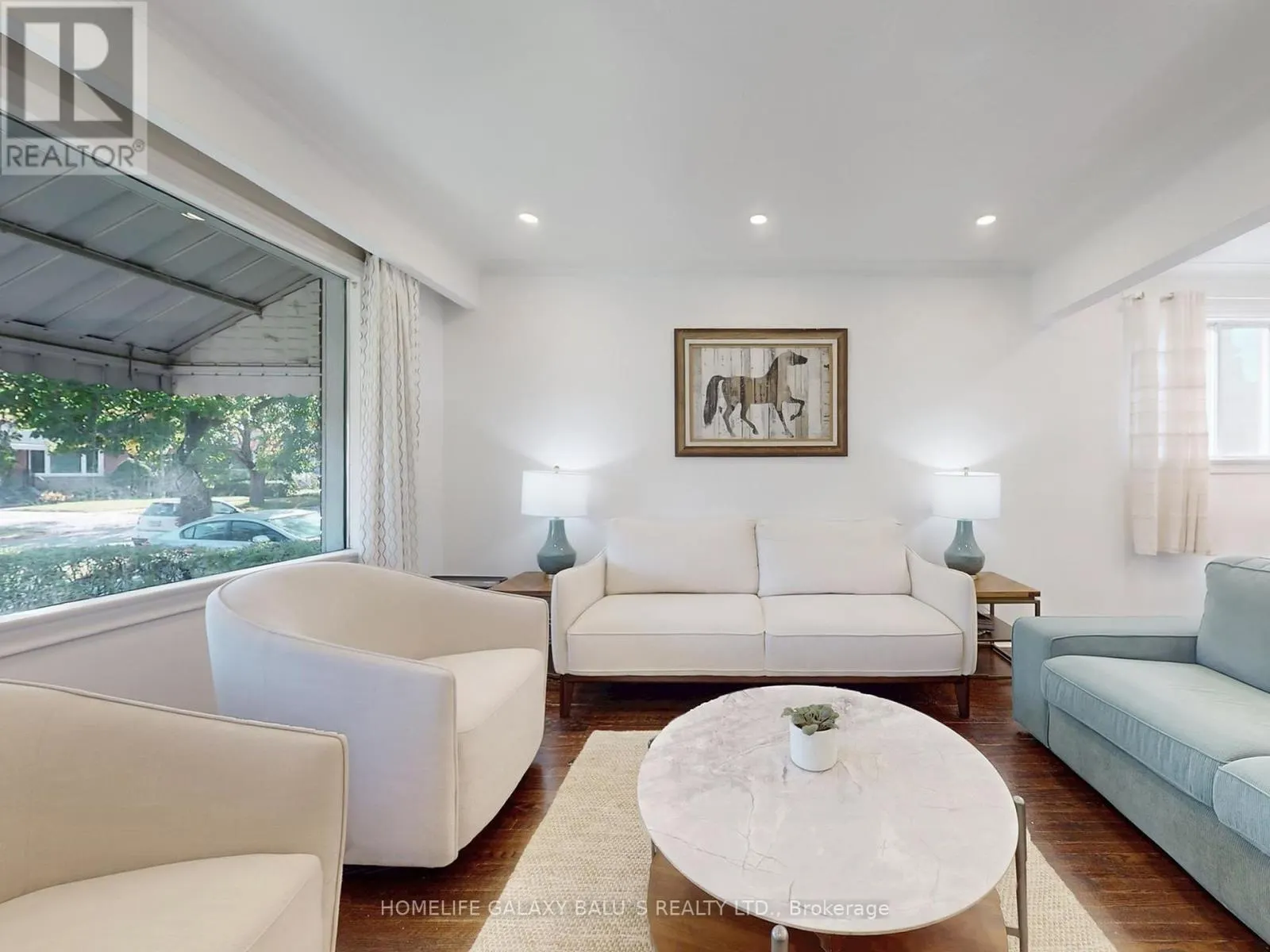 28 RONWAY CRESCENT