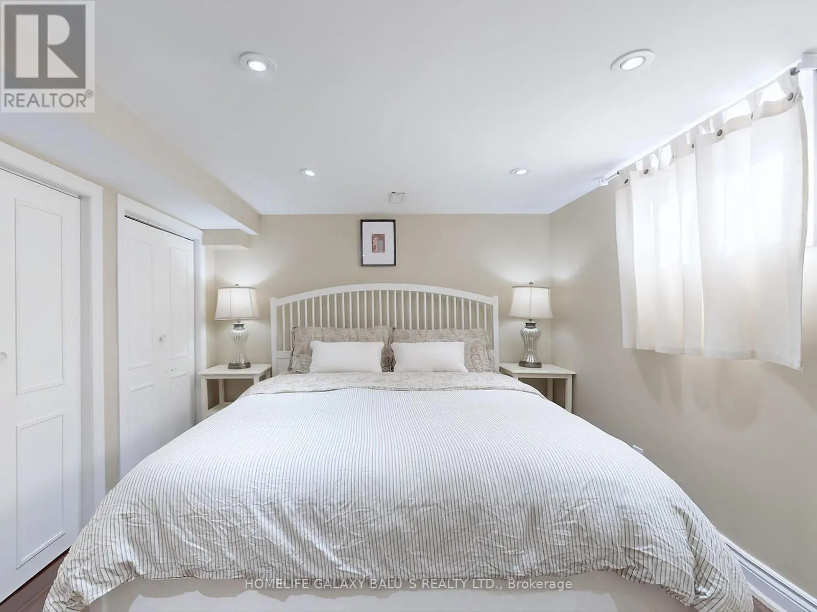 28 RONWAY CRESCENT