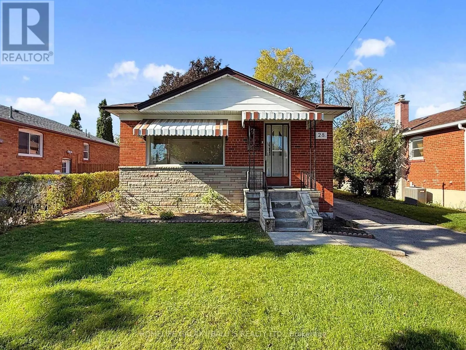 28 RONWAY CRESCENT