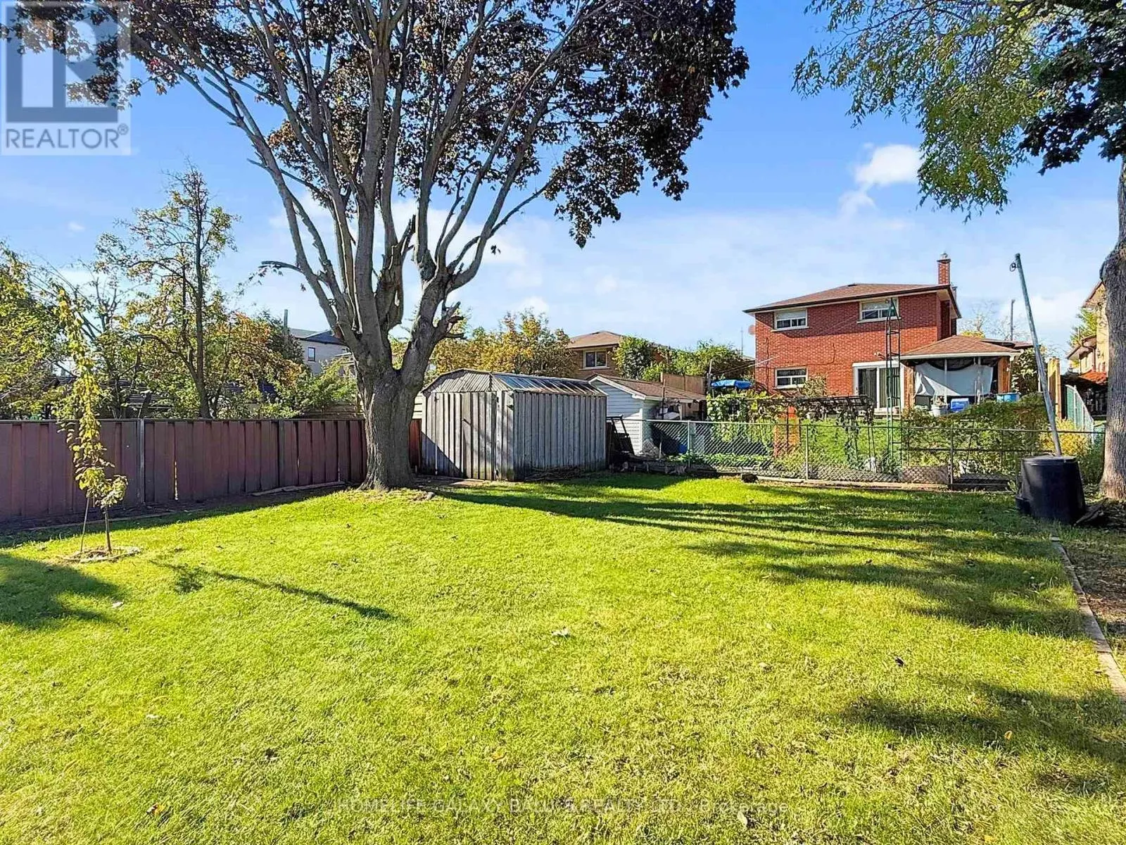 28 RONWAY CRESCENT