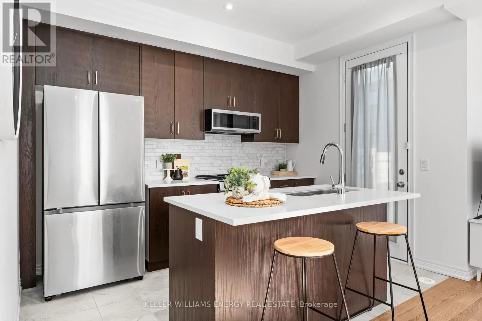 62 SORBARA WAY