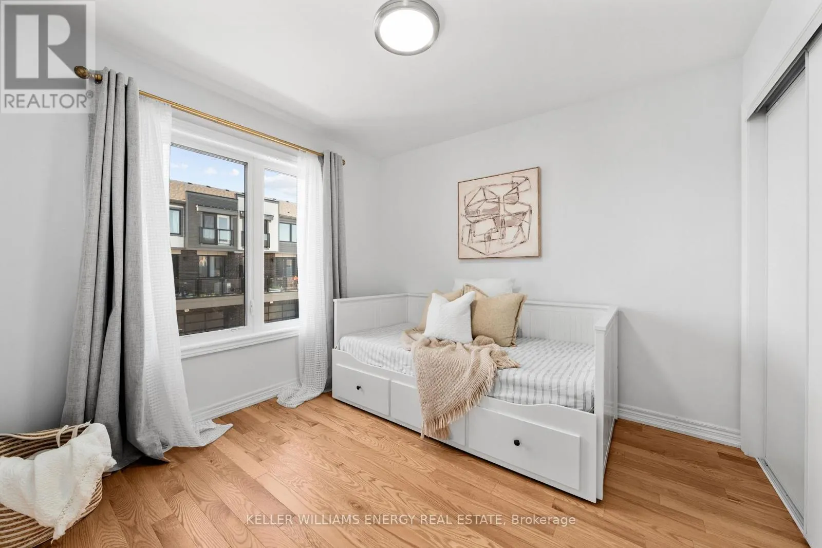 62 SORBARA WAY