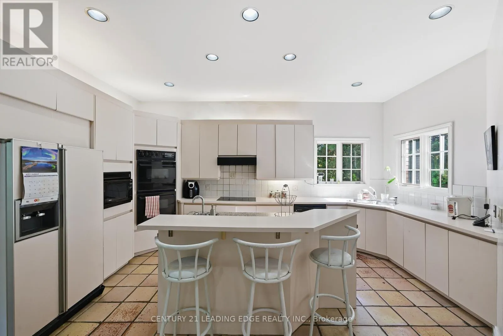 8 BUNHILL COURT