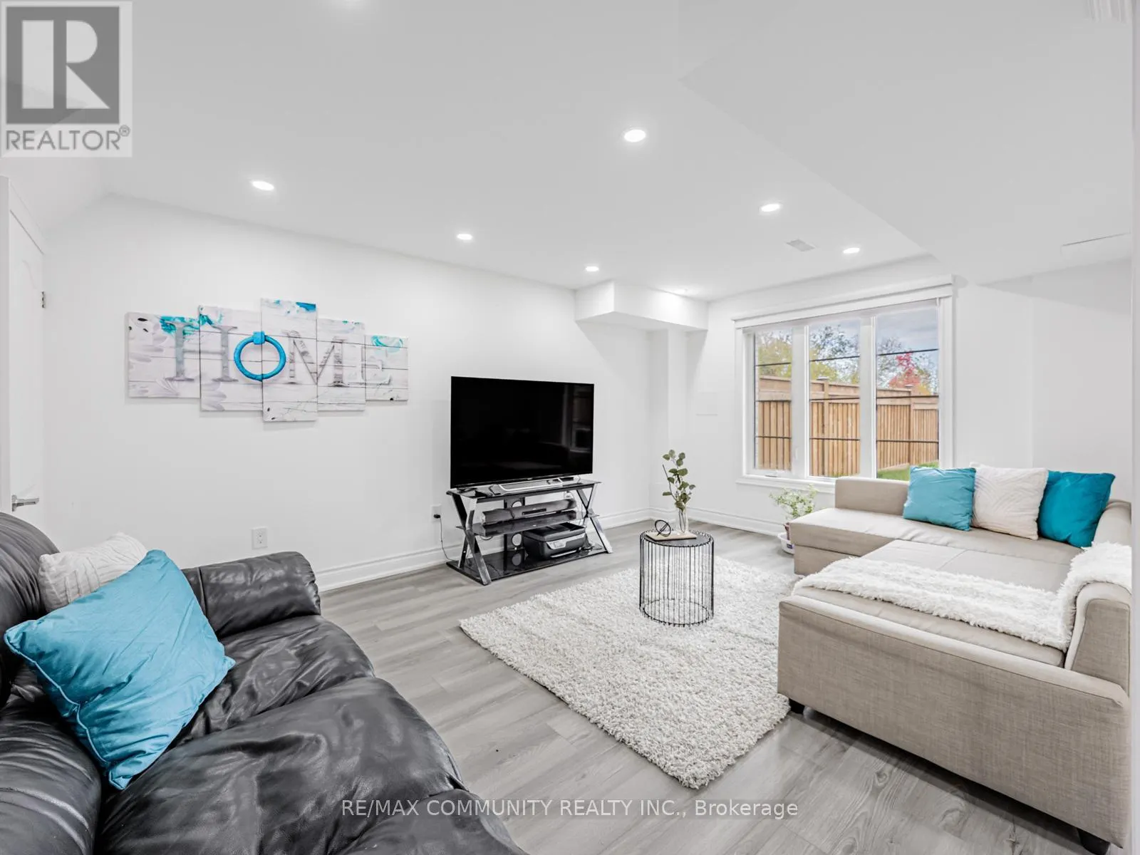 49 HICKLING LANE