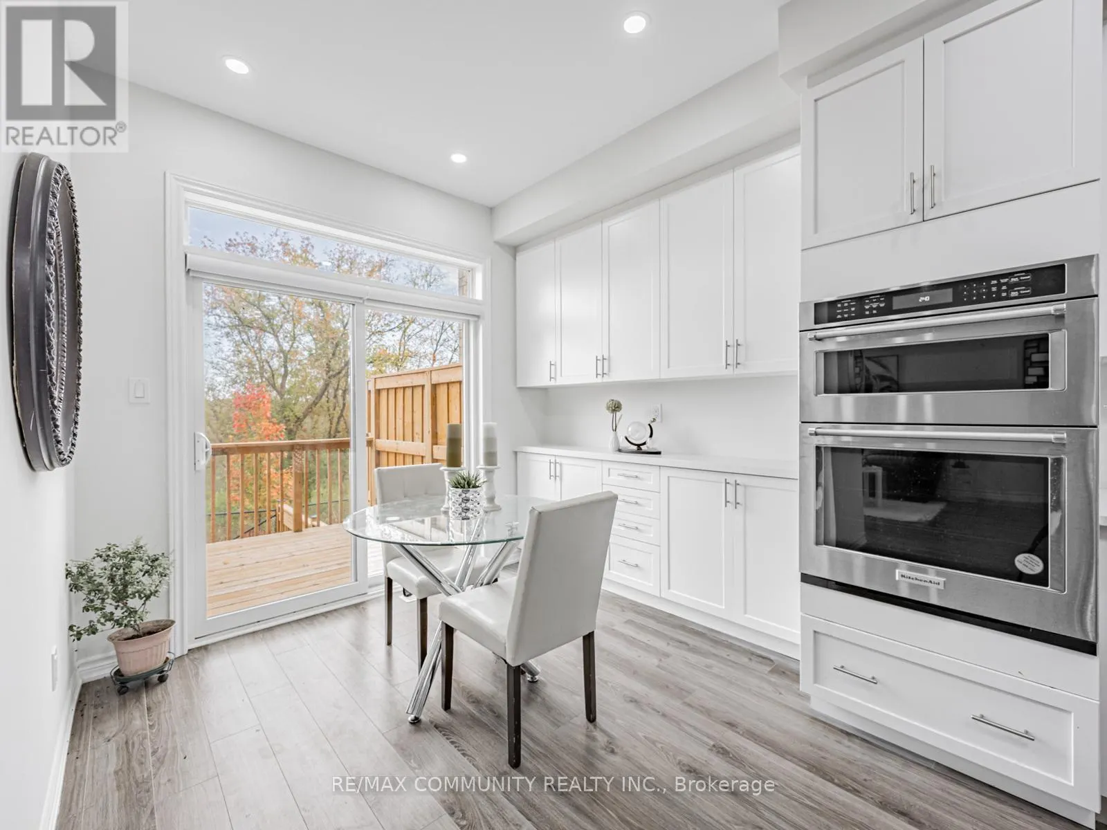 49 HICKLING LANE
