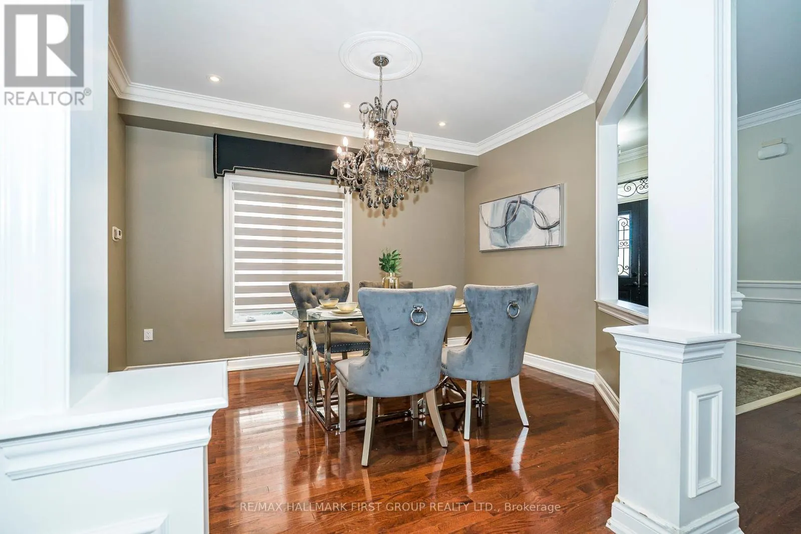 24 PORTELLI CRESCENT