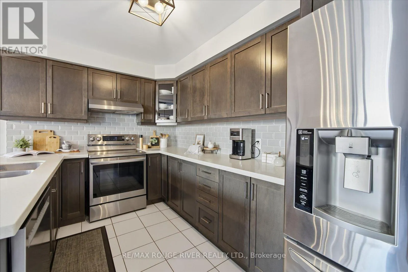245 BLACKWELL CRESCENT