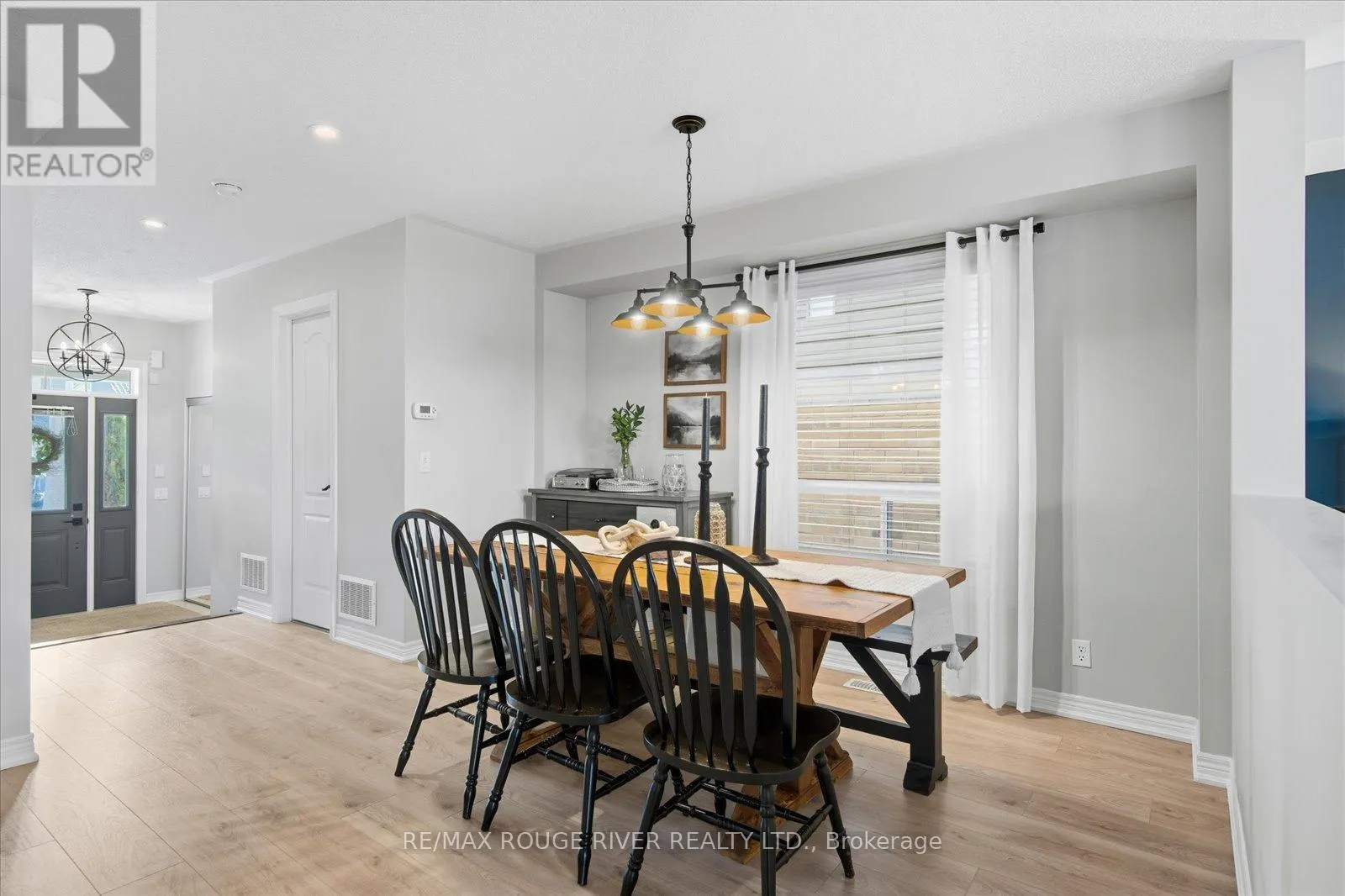 245 BLACKWELL CRESCENT