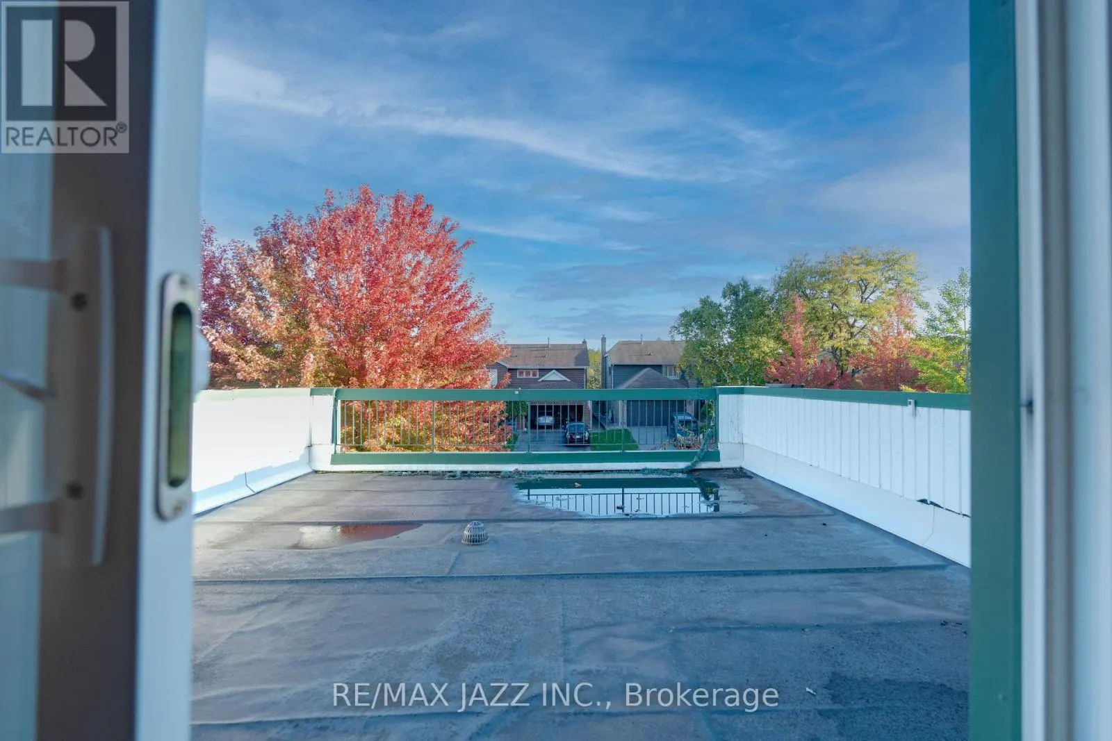 774 MILLBANK ROAD